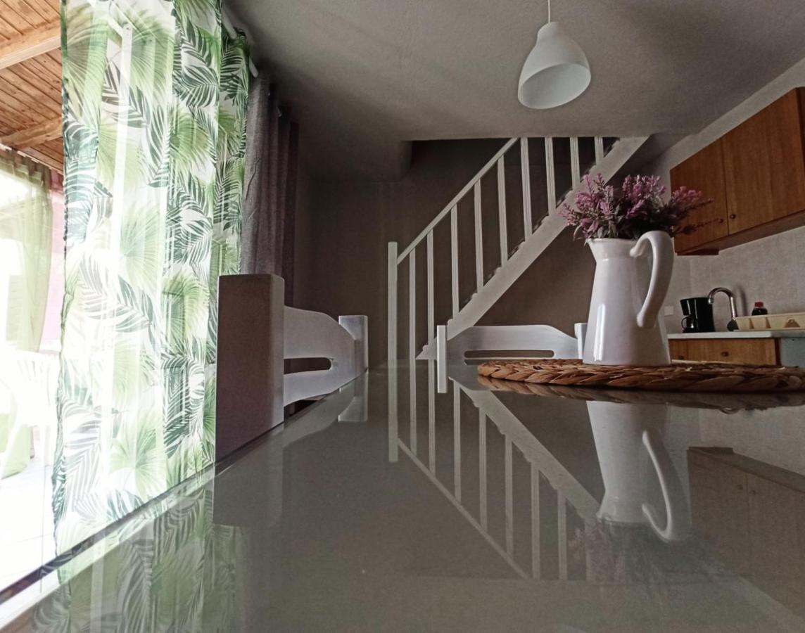 Demis Apartments Сидари Екстериор снимка